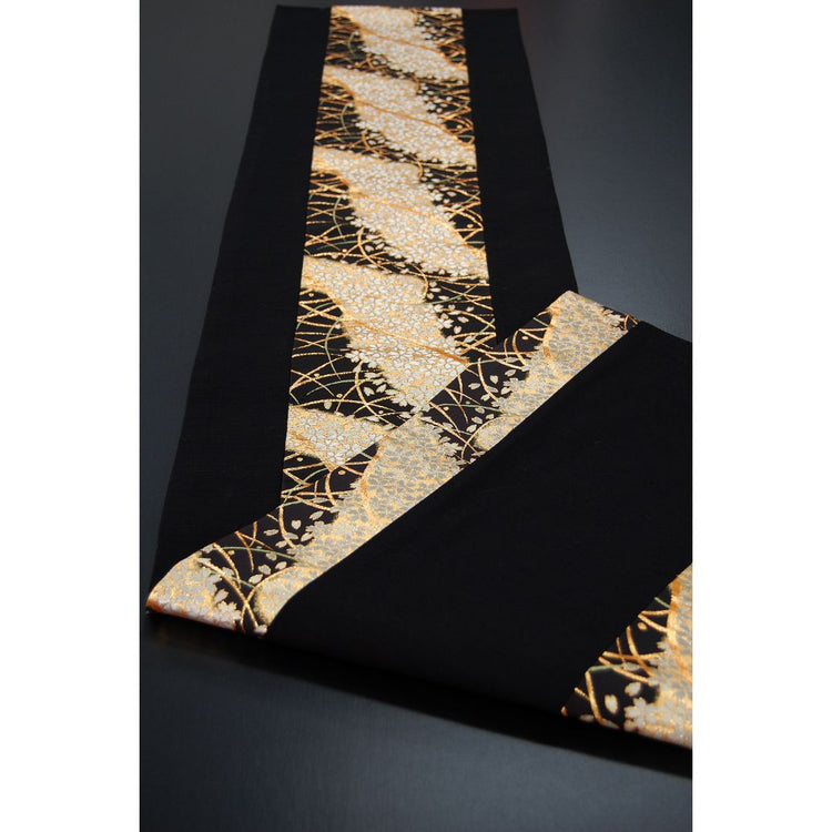 <Raku Tao> Golden Table Runner 150 (Night Cherry Blossom)