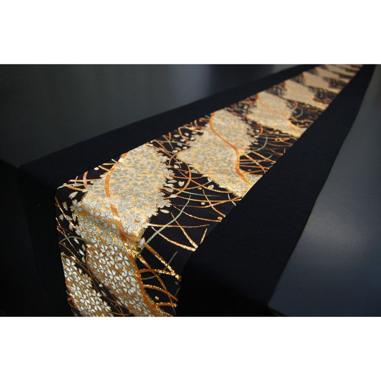 <Raku Tao> Golden Table Runner 150 (Night Cherry Blossom)